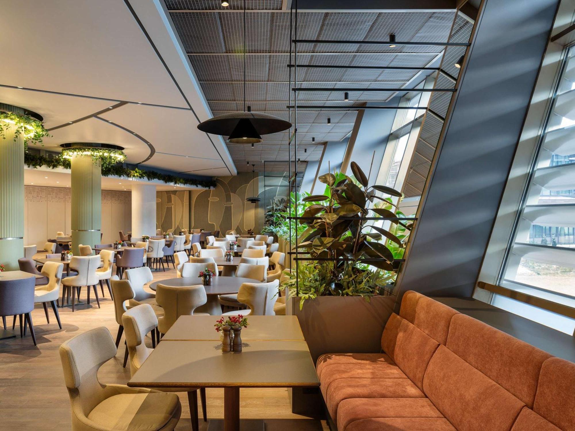 Mercure Sofia City Ngoại thất bức ảnh